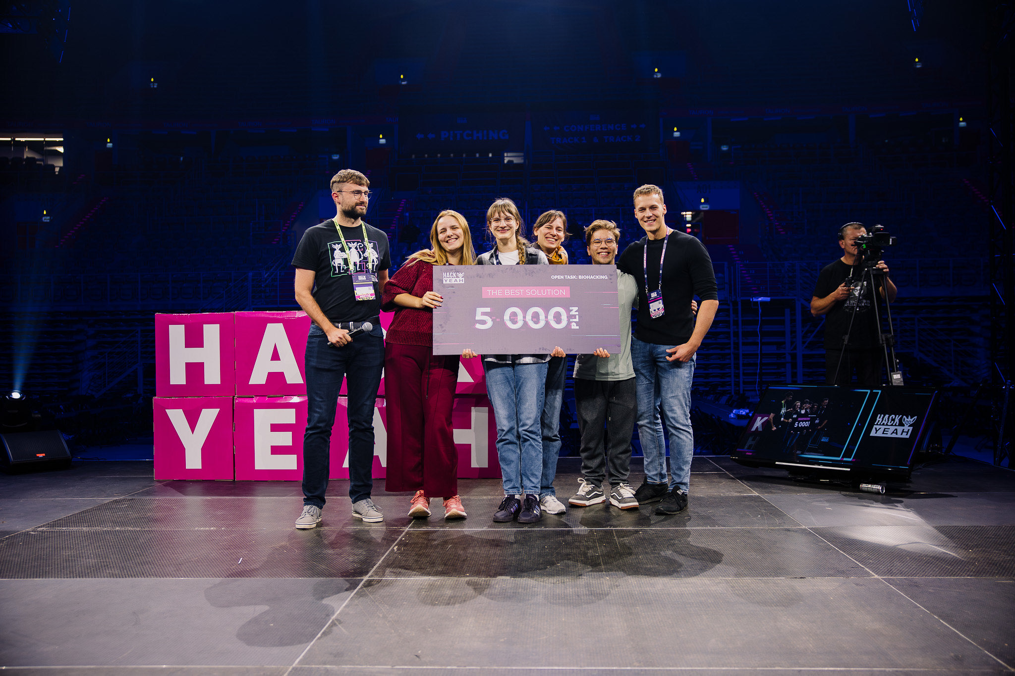 HackathonTeamPhoto